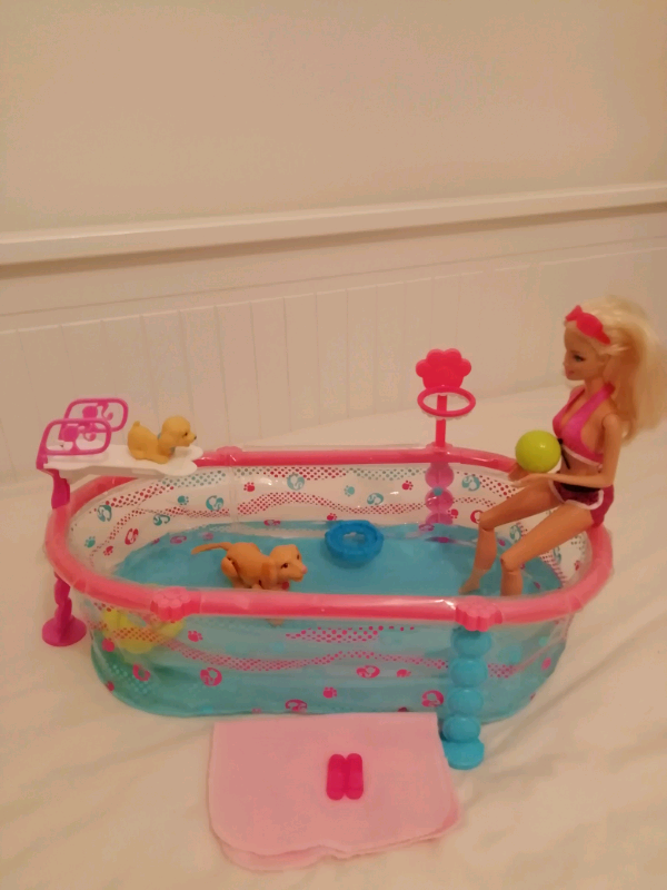 barbie puppy swim school